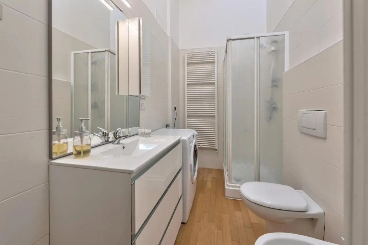 Apartmán Duomo-Porta Torre Penthouse With Private Terrace Como